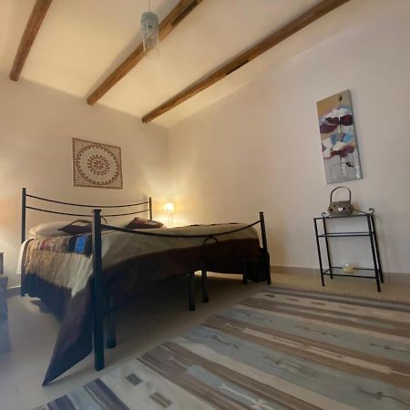 Bed and Breakfast Donna Maria à Turi Extérieur photo
